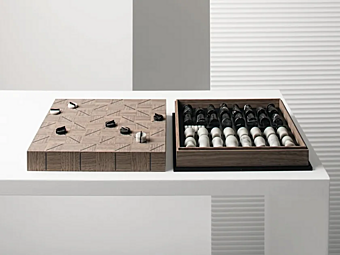 Шахматная доска из ореха GIORGETTI Check Mate GA450G Шахматная доска из ореха GIORGETTI Check Mate GA450G фабрика GIORGETTI из Италии