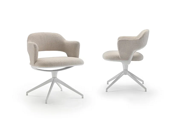 Кресло с обитой спинкой из ткани FLEXFORM ALMA на четырех спицах 29812 фабрика FLEXFORM из Италии. Фото №4