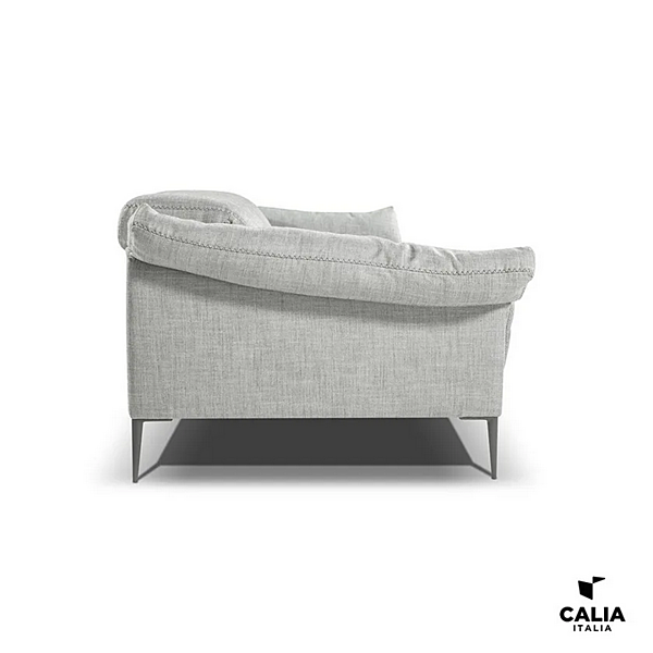 Диван с мягкой спинкой из ткани с съемным чехлом Calia Italia Elisir CAL 1078 фабрика Calia Italia из Италии. Фото №5