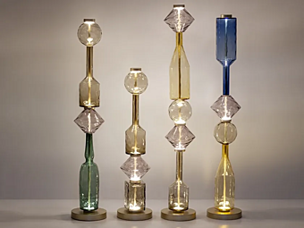 Напольная лампа из blown glass коллекции PAOLO CASTELLI Icône Luminose ILL.MORA.001