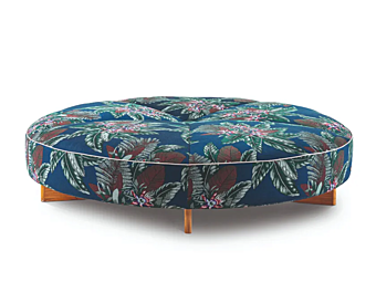 Круглый садовый пуф из ткани CASSINA Sail Out Круглый садовый пуф из ткани CASSINA Sail Out фабрика CASSINA из Италии