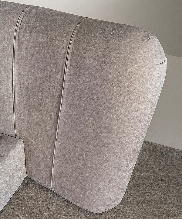 Двуспальная кровать с обитой спинкой из ткани CASAMILANO Royale Stripe фабрика CASAMILANO из Италии. Фото №2