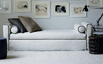 Кушетка MERIDIANI (CROSTI) Fotografico_sofas_beds_october_2012 Law