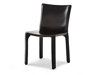 Стул из кожи с мягкой спинкой CASSINA 412 CAB Стул из кожи с мягкой спинкой CASSINA 412 CAB фабрика CASSINA из Италии