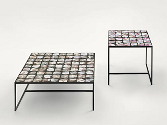 Низкий квадратный кофейный столик из материала PAOLA LENTI Sciara B115B