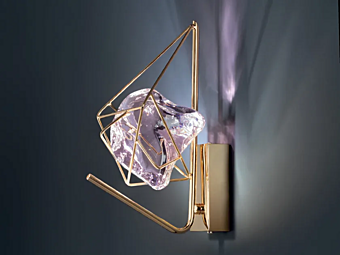 Настенный светильник из кристаллов и металла Cryrock от Euroluce Lampadari