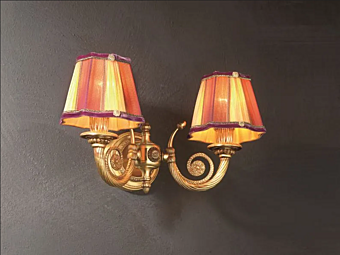 Настенный светильник из металла с абажуром Euroluce Lampadari  Lady A2