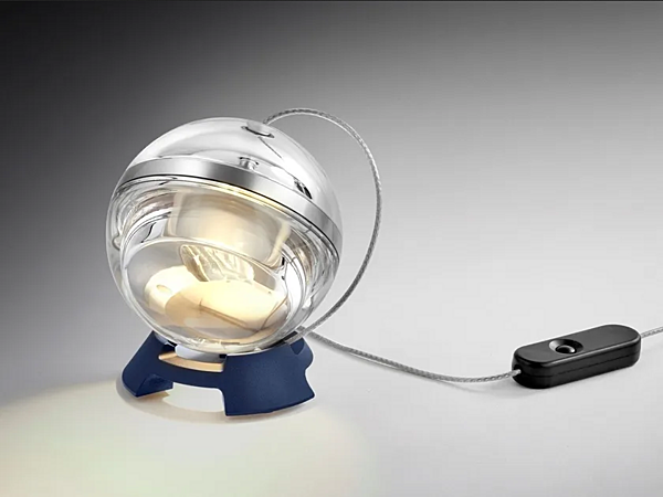 Настольная лампа с регулируемым светом из алюминия Lumina коллекции Limbus Eye фабрика Lumina из Италии. Фото №1