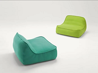 Кресло с обивкой из ткани и съемным чехлом PAOLA LENTI Float Mini J02A