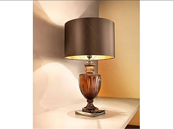 Кристальная настольная лампа Euroluce Lampadari Glam LG1 Кристальная настольная лампа Euroluce Lampadari Glam LG1 фабрика EUROLUCE LAMPADARi из Италии
