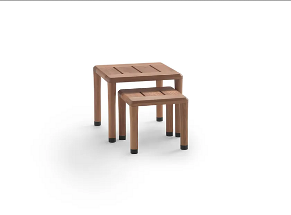Квадратный садовый боковой столик из ироко FLEXFORM KOBO фабрика FLEXFORM из Италии. Фото №3