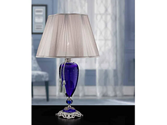 Настольная лампа из хрусталя Euroluce Lampadari коллекции Melody LG1 Настольная лампа из хрусталя Euroluce Lampadari коллекции Melody LG1 фабрика EUROLUCE LAMPADARi из Италии