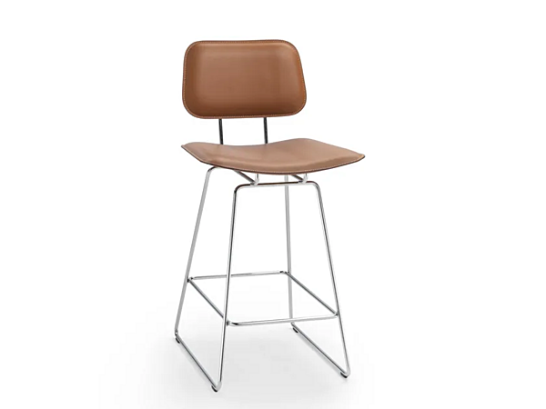 Барный стул с обитой спинкой из высококачественной кожи FLEXFORM ECHOES S H фабрика FLEXFORM из Италии. Фото №1