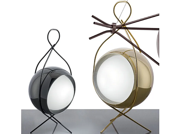 Напольная лампа из ПММА и железа Nobody Euroluce Lampadari фабрика EUROLUCE LAMPADARi из Италии. Фото №2
