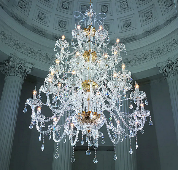 Люстра с кристаллами Swarovski из коллекции Epoca от Euroluce Lampadari L12 10 8 фабрика EUROLUCE LAMPADARi из Италии. Фото №2