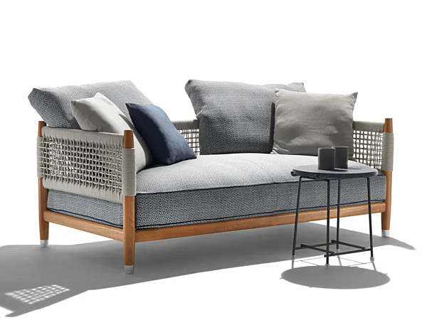 Диван с обитой спинкой на два места из ткани PARKER FLEXFORM 295A3 фабрика FLEXFORM из Италии. Фото №1