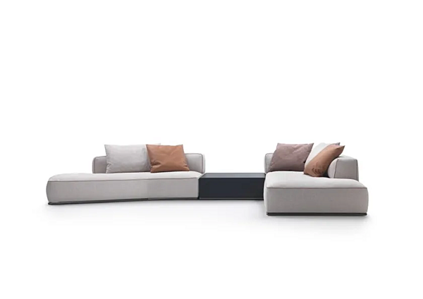 Кофейный столик квадратный из дерева FLEXFORM PERRY фабрика FLEXFORM из Италии. Фото №4