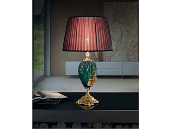 Настольная лампа из хрусталя с дизайном "Бриллиант" Euroluce Lampadari Diamond LG1 Настольная лампа из хрусталя с дизайном "Бриллиант" Euroluce Lampadari Diamond LG1 фабрика EUROLUCE LAMPADARi из Италии