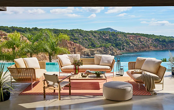 Кресло с подлокотниками из ткани для сада CASSINA Esosoft фабрика CASSINA из Италии. Фото №2