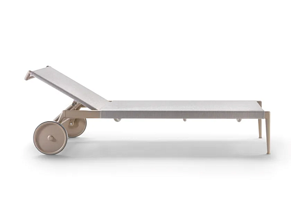 Шезлонг с обитой спинкой из материала Batyline FLEXFORM Atlante Light 2A4G9 фабрика FLEXFORM из Италии. Фото №9