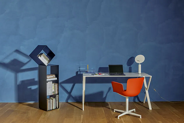 Письменный стол из алюминия Bambi Cappellini BM_1 фабрика Cappellini из Италии. Фото №2