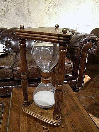 Часы 221
