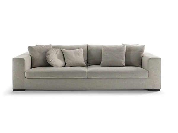 Диван с обитой спинкой на четыре места из ткани Frigerio Oreste 6703 фабрика Frigerio из Италии. Фото №1