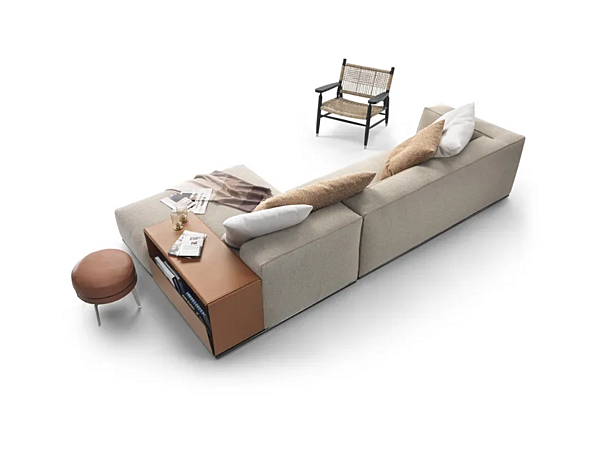 Секционный диван из ткани с интегрированным местом для журналов FLEXFORM PERRY фабрика FLEXFORM из Италии. Фото №15